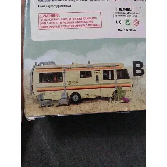 749 Piece Breaking Bad Building Blocks - RV Camper Van Heisenberg DIY Model - Picture 3 of 6
